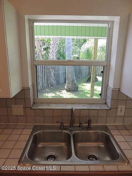 More Photos Of 206 4th Ave, Indialantic Office Residential For Sale