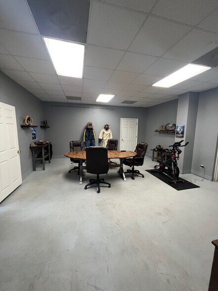 More Photos Of 190 Bronz Glow Way, Saint Augustine Warehouse For Lease