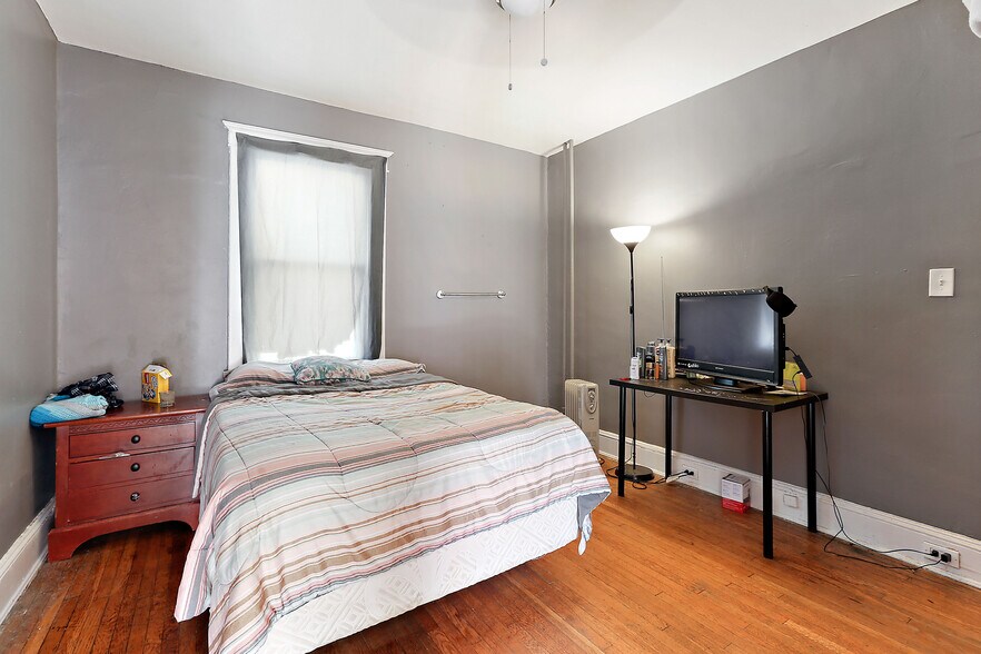 More Photos Of 2519 Liberty Heights Ave, Baltimore Apartments For Sale
