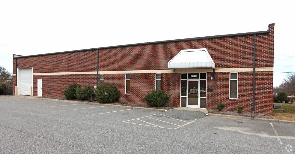 More Photos Of 3018 Thurston Ave, Greensboro Light Distribution For Lease
