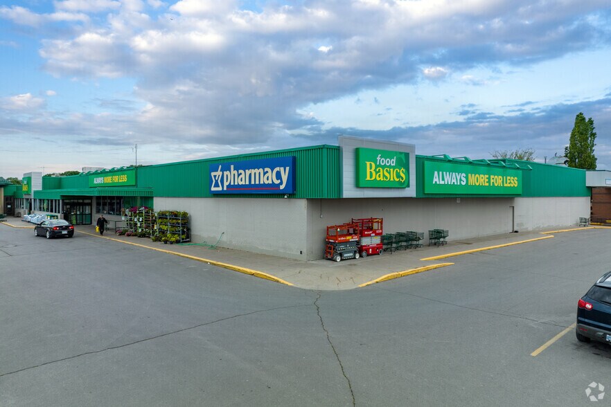 More Photos Of 470 Dundas St E, Belleville General Retail For Sale