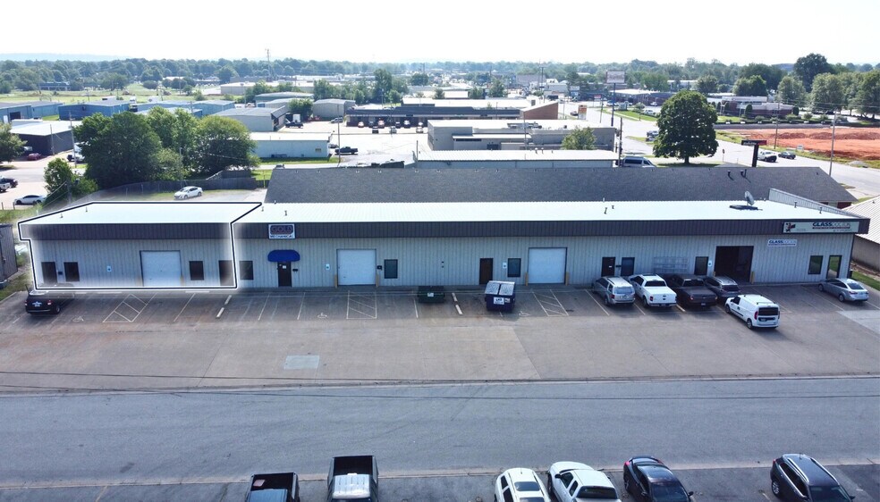 Primary Photo Of 1107 Shaver St, Springdale Industrial For Lease