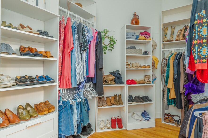 More Photos Of 401 E Bridge St, Wetumpka Specialty For Sale