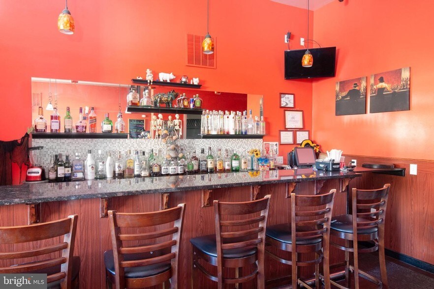 More Photos Of 619-623 E Landis Ave, Vineland Restaurant For Sale