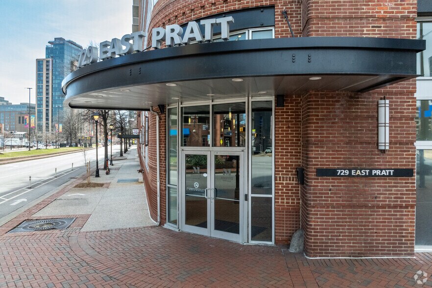 More Photos Of 729 E Pratt, Baltimore Office For Lease