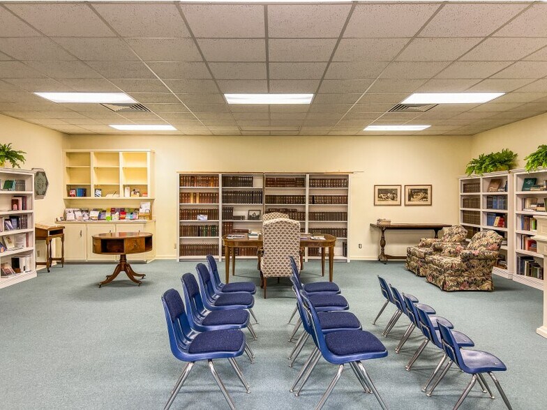 More Photos Of 2506 Shepherds Gln, Wichita Falls Daycare Center For Lease