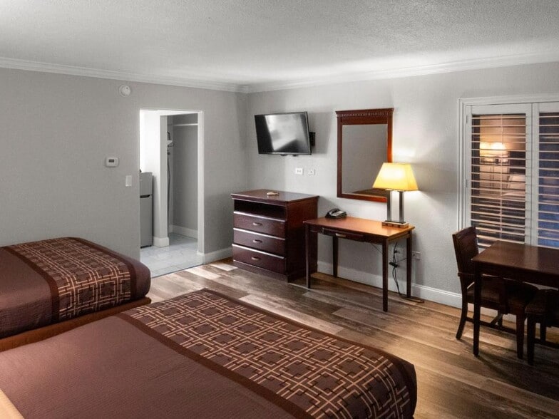 More Photos Of 2425 E Merced St, Fresno Hotel For Sale