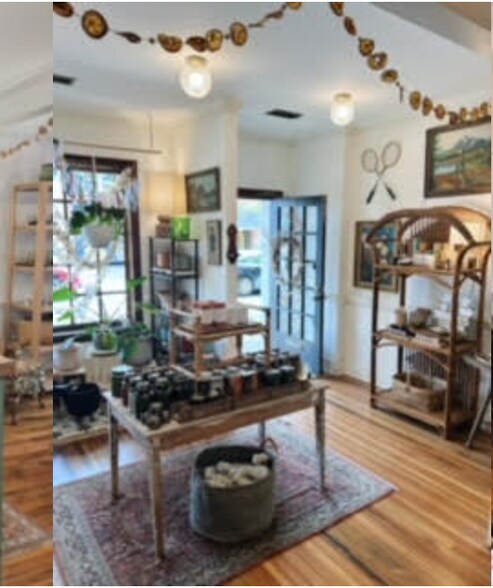 More Photos Of 107 N Churton St, Hillsborough Storefront For Lease