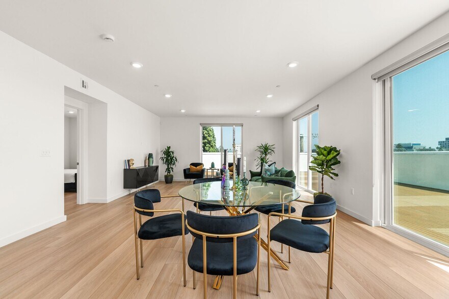 More Photos Of 1759 N Gower St, Los Angeles Apartments For Sale
