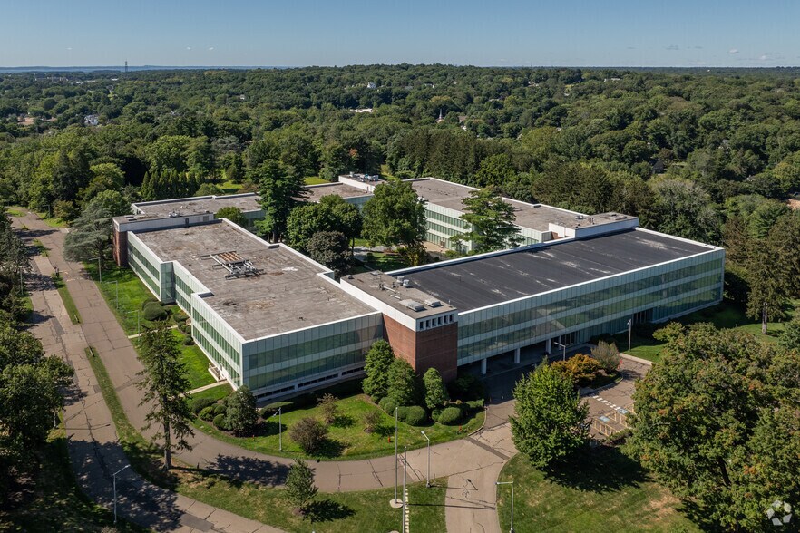 More Photos Of 120 Long Ridge Rd, Stamford Office For Lease