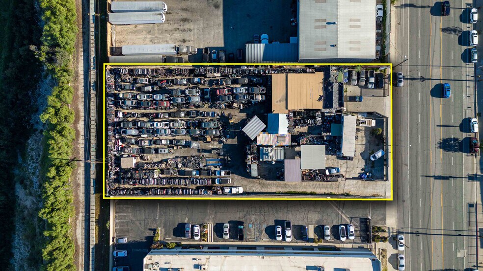 More Photos Of 9940 Glenoaks Blvd, Sun Valley Land For Lease