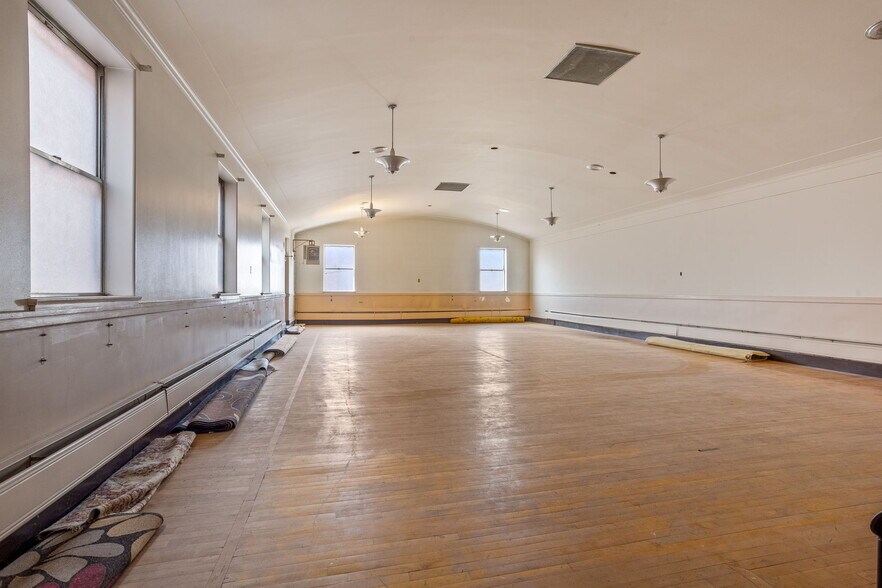 More Photos Of , Colorado Springs Office For Sale