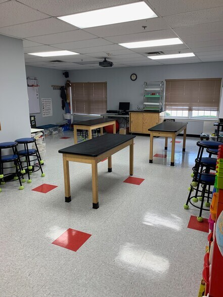 More Photos Of 3071 Bordentown Ave, Parlin Schools For Sale