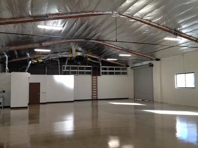 More Photos Of 1561-1581 Orangethorpe Way, Anaheim Warehouse For Lease
