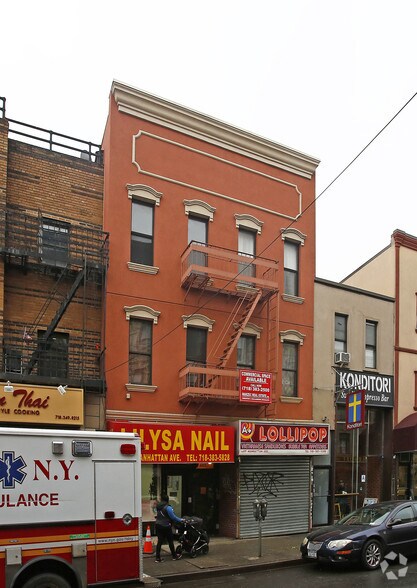 More Photos Of 685 Manhattan Ave, Brooklyn Storefront Retail Residential For Lease