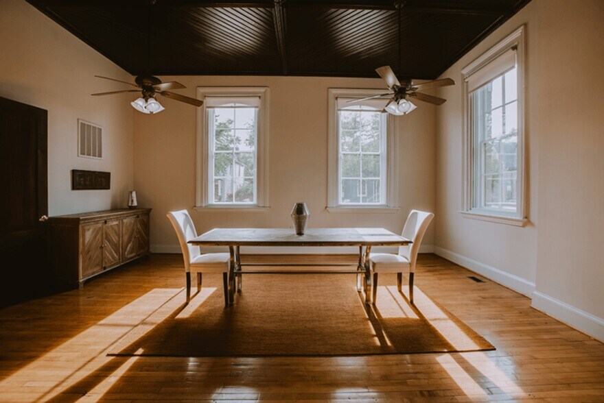 More Photos Of 441 Washington St, Portsmouth Office Residential For Sale