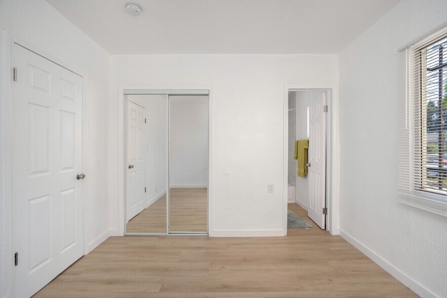 More Photos Of 9309 S Broadway, Los Angeles Multifamily For Sale
