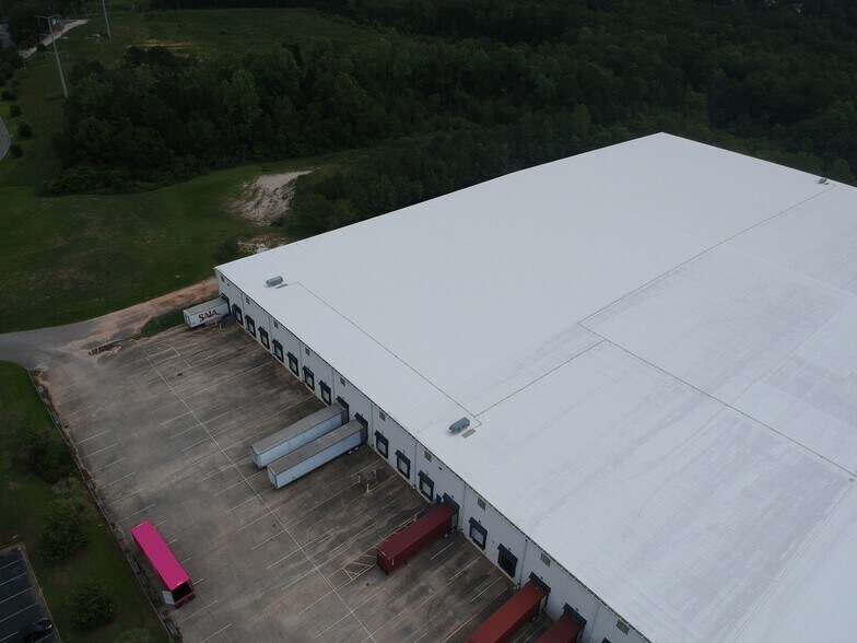 More Photos Of 6 Corporate Pky, Goose Creek Distribution For Lease