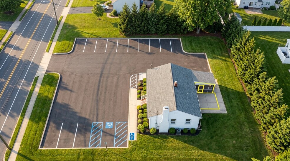More Photos Of 17 S Main St, Marlboro Office Residential For Sale