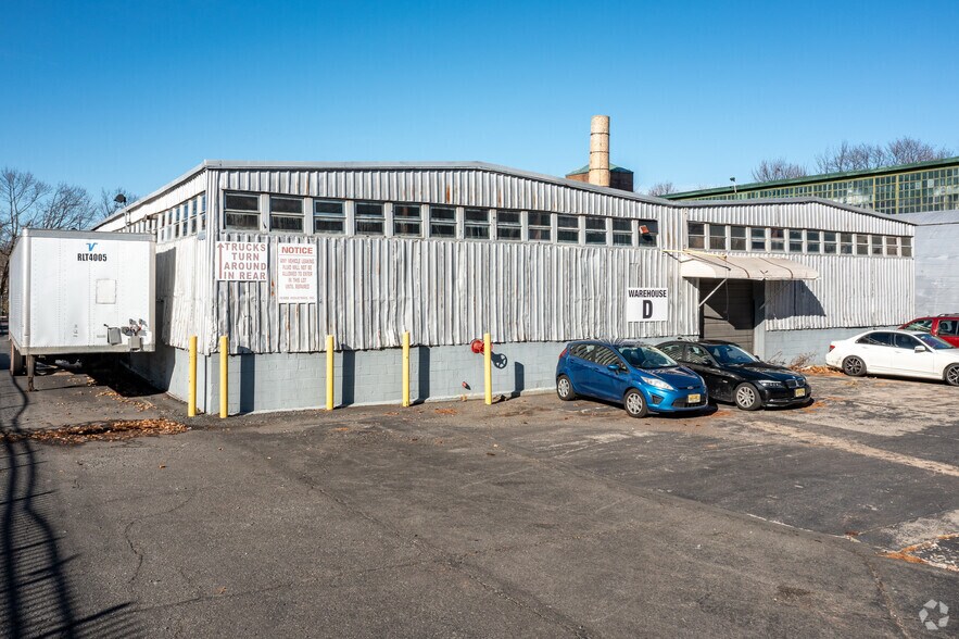More Photos Of 99 Jersey Ave, New Brunswick Warehouse For Lease