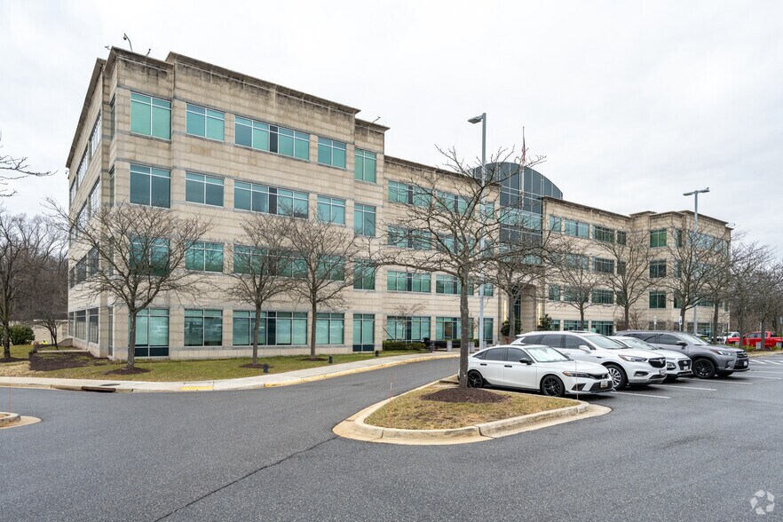 More Photos Of 132 National Business Pky, Annapolis Junction Medical For Lease