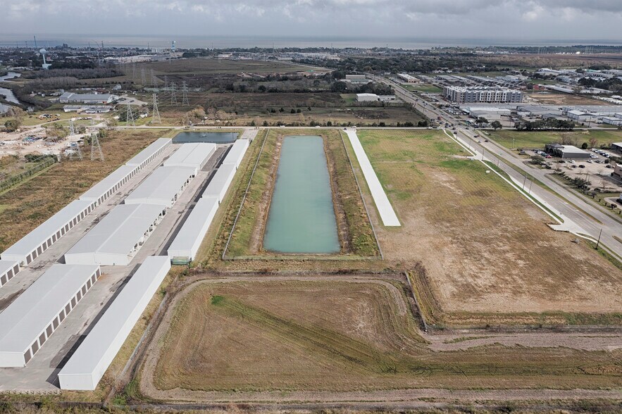 More Photos Of 1302 Fm 518 Rd, Kemah Land For Sale