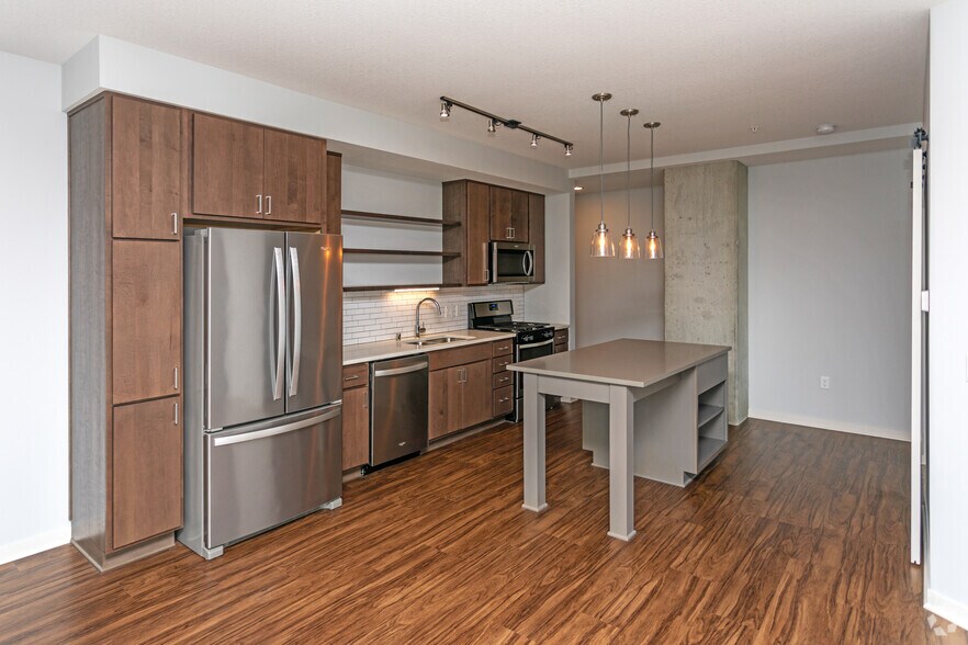 More Photos Of 811 Washington Ave S, Minneapolis Apartments For Lease
