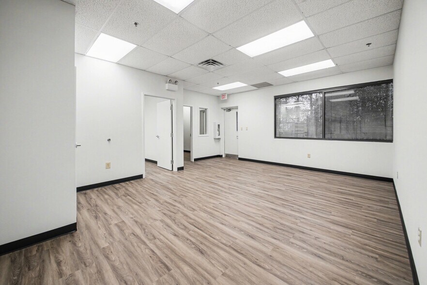 More Photos Of 4414 Lafayette Blvd, Fredericksburg Loft Creative Space For Lease