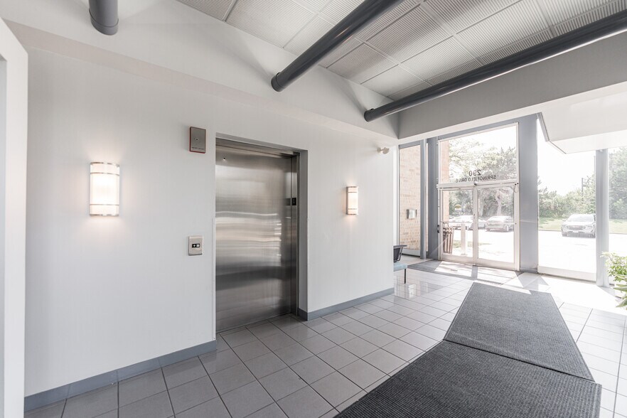 More Photos Of 290 Springfield Dr, Bloomingdale Medical For Lease