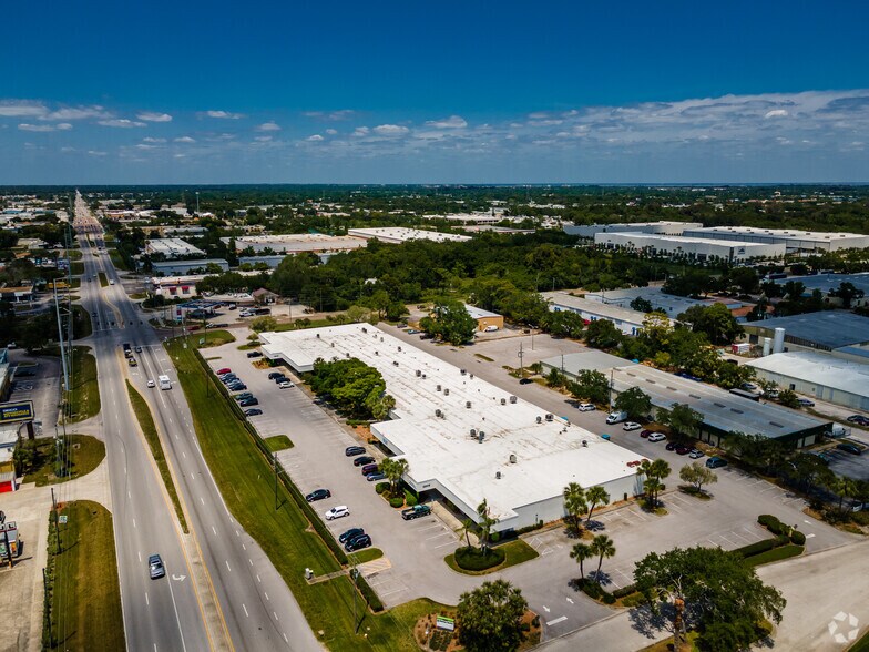 More Photos Of 12505 Starkey Rd, Largo Light Distribution For Lease