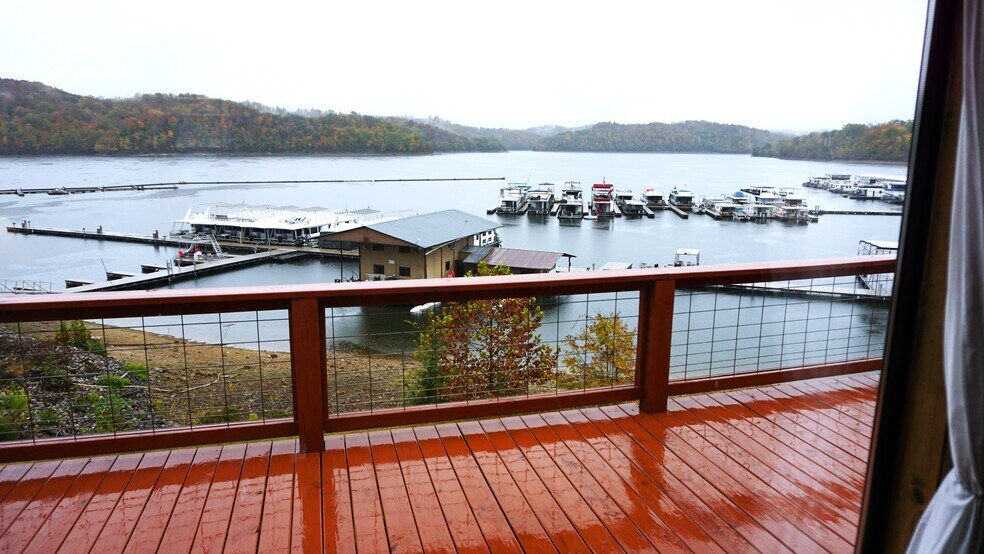 More Photos Of 705 Cedar Hill Rd, Celina Marina For Sale