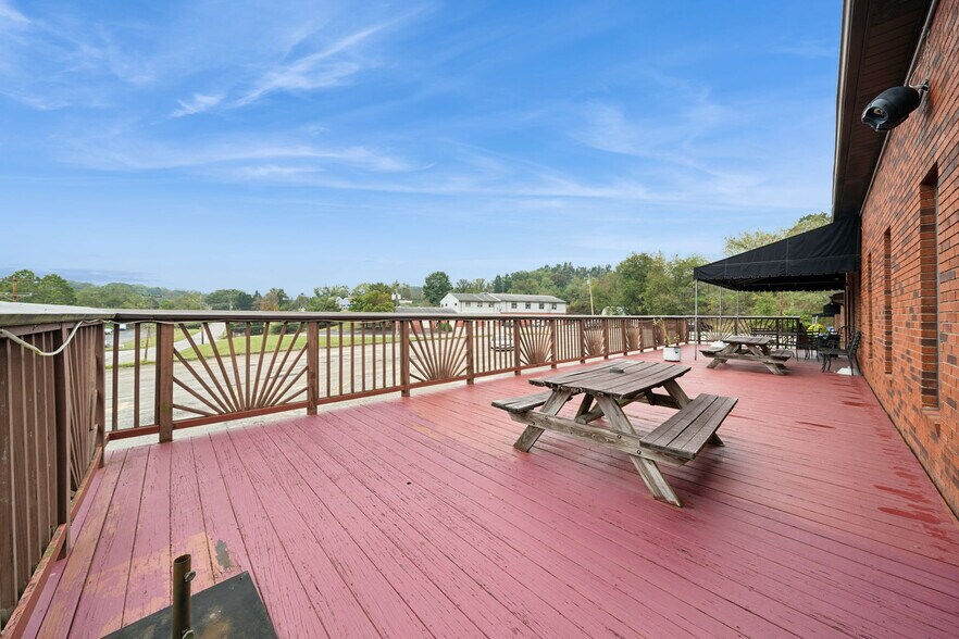 More Photos Of 951 Old Frankstown Rd, Pittsburgh Restaurant For Sale