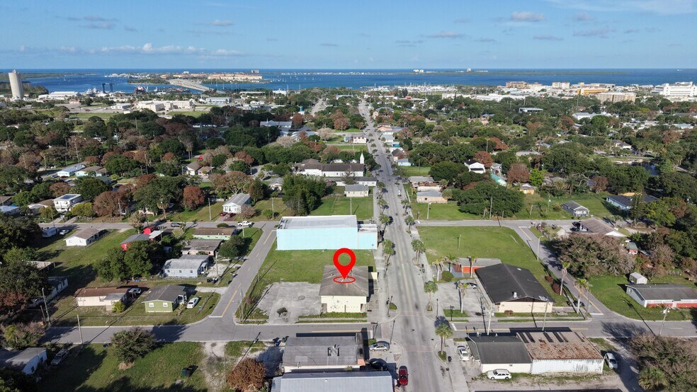 More Photos Of 1140 Avenue D, Fort Pierce Light Manufacturing For Sale