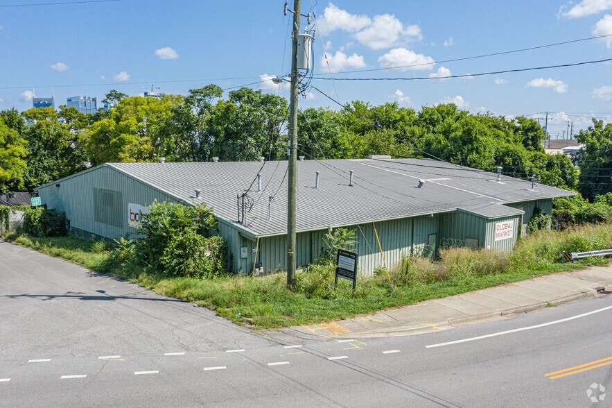 More Photos Of 924 Vine St, Nashville Warehouse For Lease