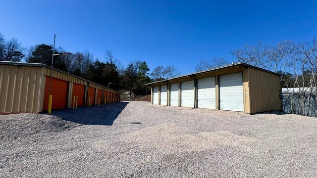 More Photos Of 130 Illinois St, Hot Springs National Park Self Storage For Sale