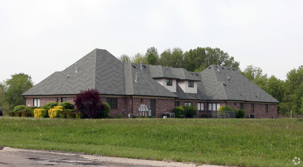 Primary Photo Of 1040 Patricks Pl, Brownsburg Office For Lease