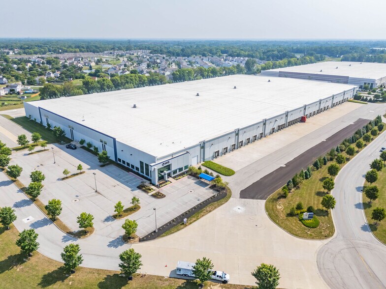More Photos Of 5415 Centerpoint Pky, Groveport Distribution For Lease