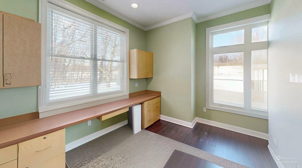 More Photos Of 447 Naubuc Ave, Glastonbury Office For Sale