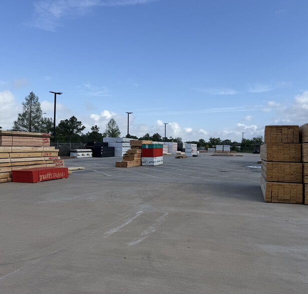 More Photos Of 7330 Tewantin Dr, Houston Land For Lease
