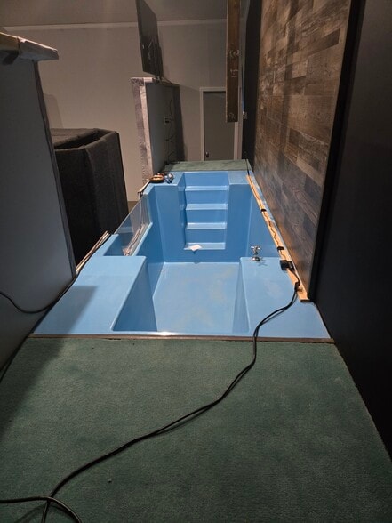 More Photos Of 1360 Fisher Ferry St, Thomasville Specialty For Sale