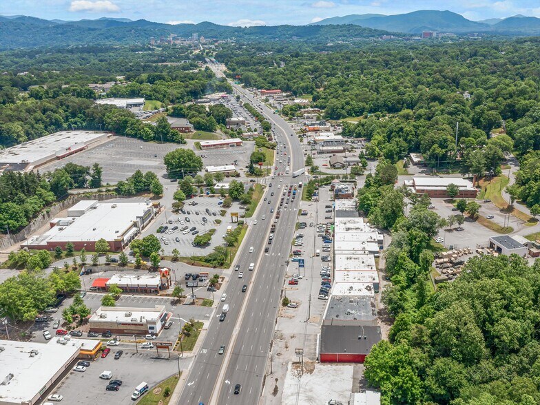 More Photos Of 1070-1076 Patton Ave, Asheville Storefront Retail Office For Lease