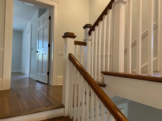 More Photos Of 1814 Euclid Ave, Charlotte Office For Lease