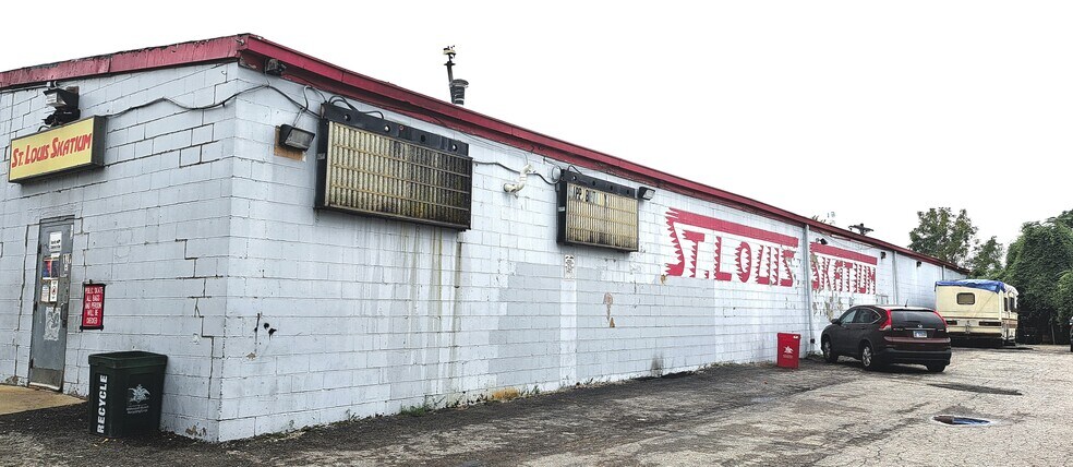 More Photos Of 120 E Catalan St, Saint Louis Skating Rink For Sale
