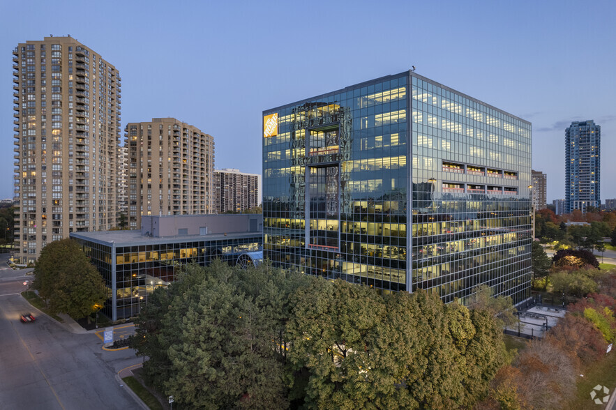 Primary Photo Of 1 Concorde Gate, Toronto Coworking Space