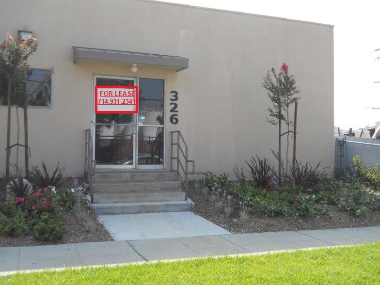More Photos Of 324-326 S Motor Ave, Azusa Warehouse For Lease