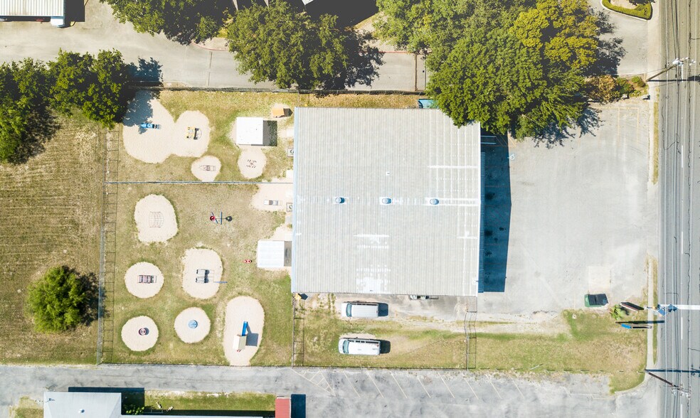 Primary Photo Of 3838 West Ave, San Antonio Warehouse For Sale