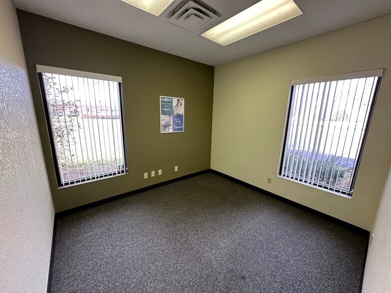 More Photos Of 3425 Hobson Rd, Fort Wayne Storefront Retail Office For Sale