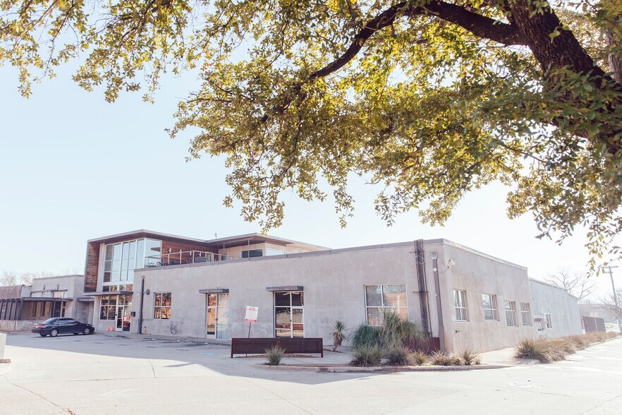More Photos Of 4000 East Side Ave, Dallas Loft Creative Space For Lease