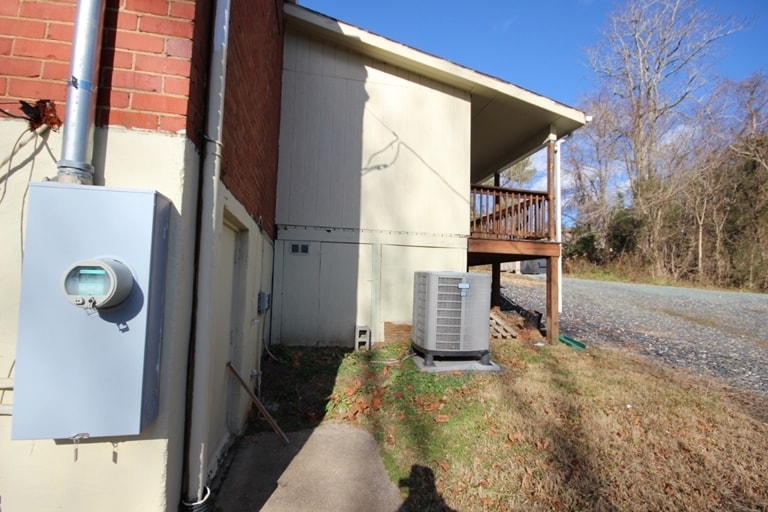 More Photos Of 13610 James Madison Hwy, Palmyra Freestanding For Sale