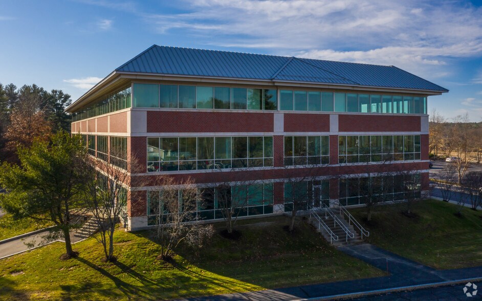More Photos Of 200 Donald J Lynch Blvd, Marlborough Office For Lease